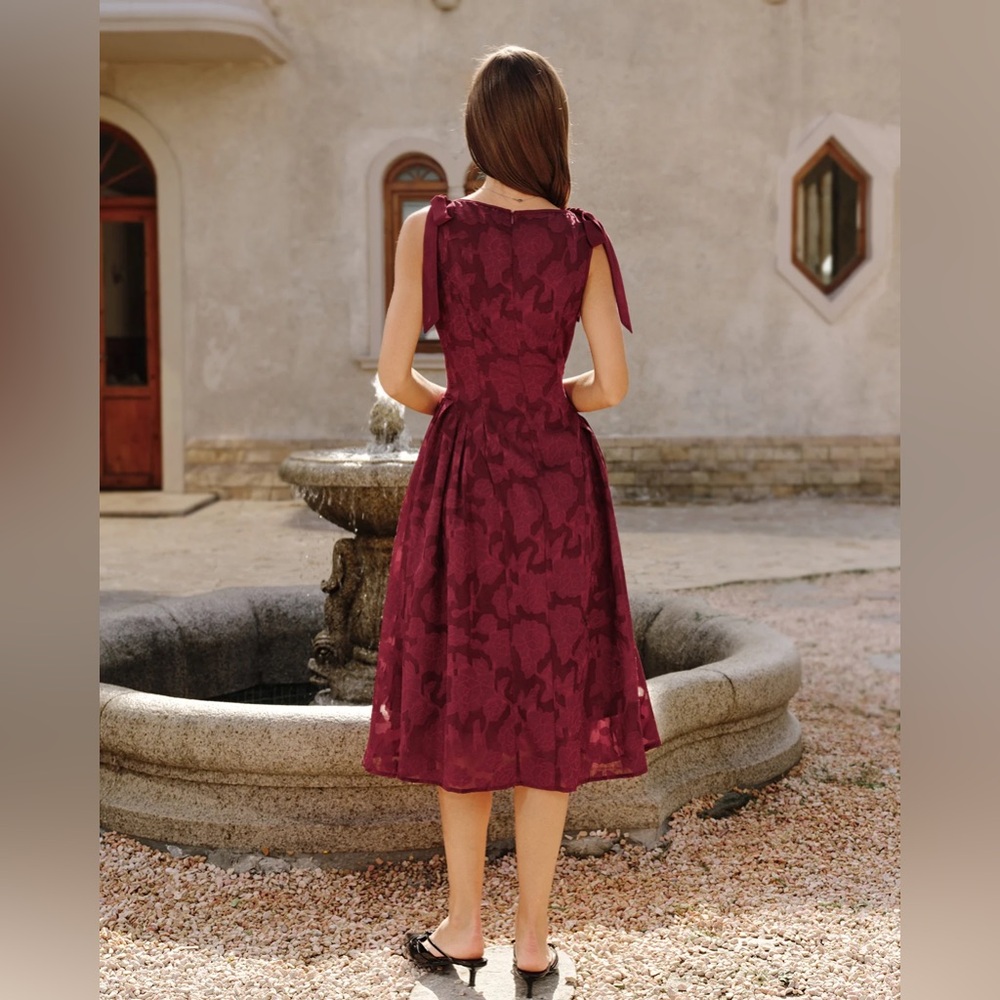 Red Jacquard Chiffon Midi Dress - Picture 2 of 7